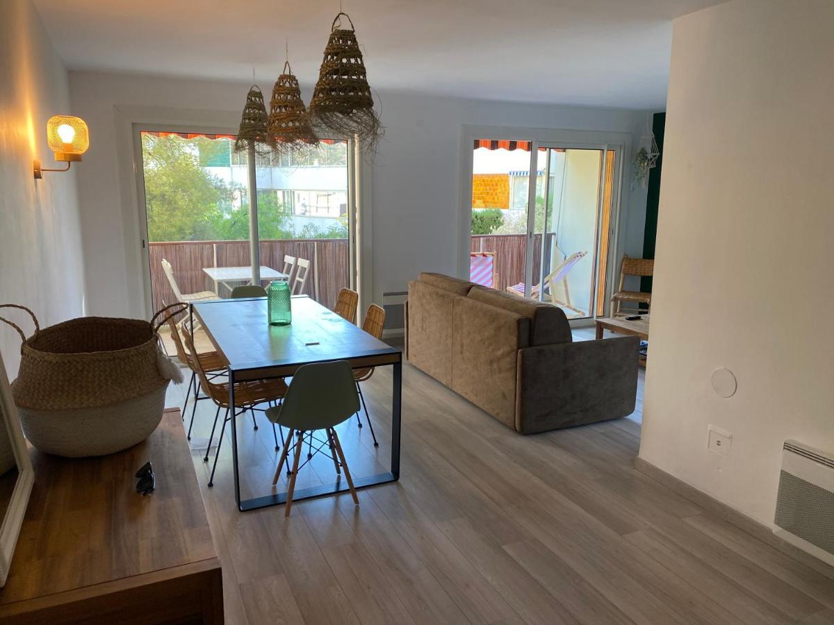 Appartement Le Panoramic - Terrasse Et Parking Cassis Exteriör bild