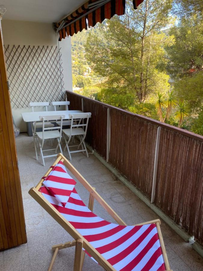 Appartement Le Panoramic - Terrasse Et Parking Cassis Exteriör bild